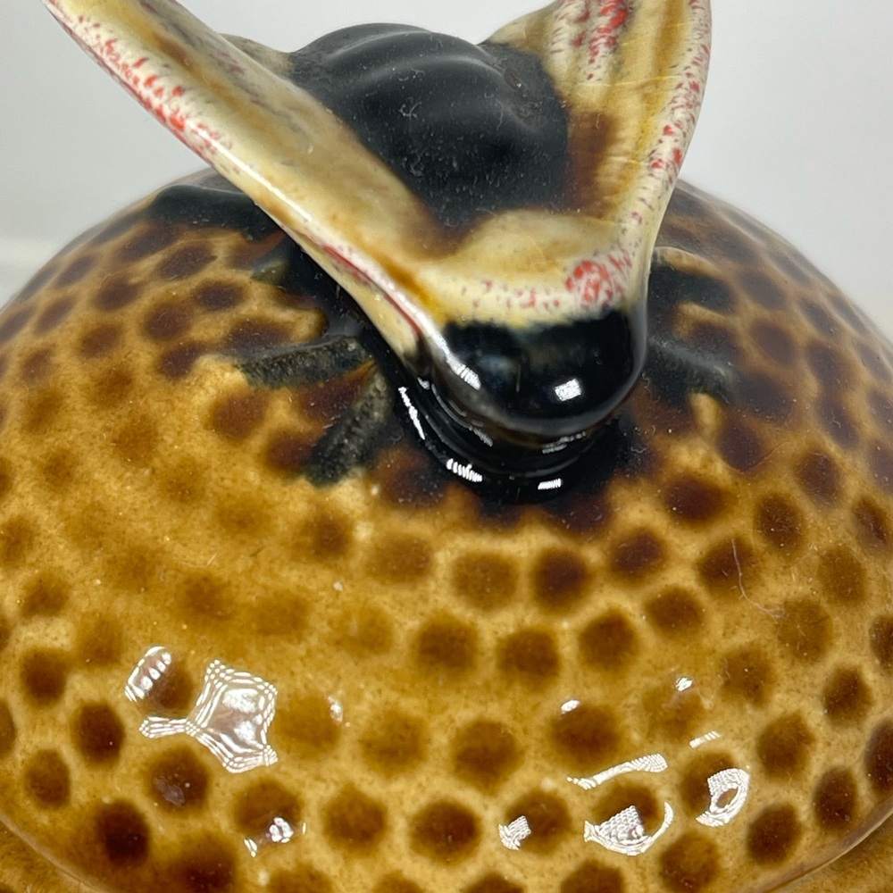 Vintage Arnel’s 1970s ceramic‎ honey jar 2 piece bee top kitchen honey comb jar - Picture 11 of 14